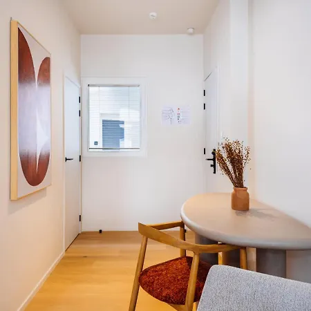 Huswell - Modern Renovated In The Vibrant Heart Of ヘント
